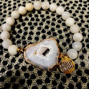 Like New Kinsley Arielle